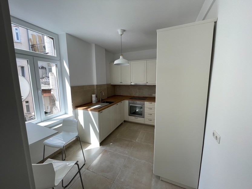 R-2L#*** S T A N D A R D Shared Apartment in Frankfurt-City (2 Bedroom) ***