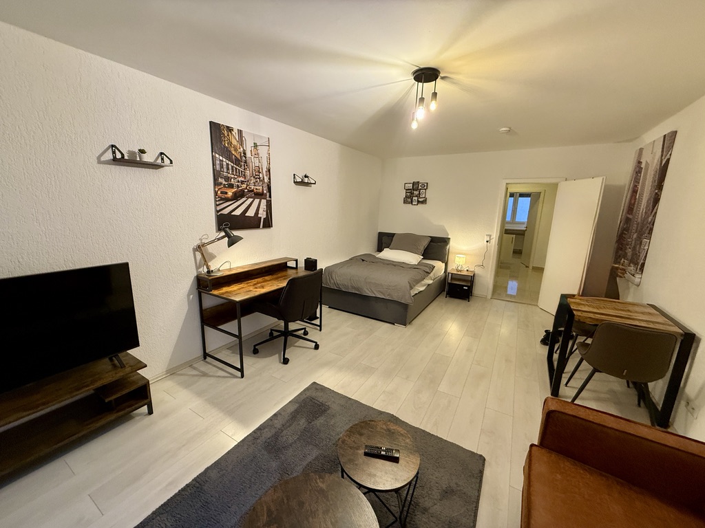 AB26-EL#*** P R I M E Studio Apartment in Frankfurt-Bornheim ***