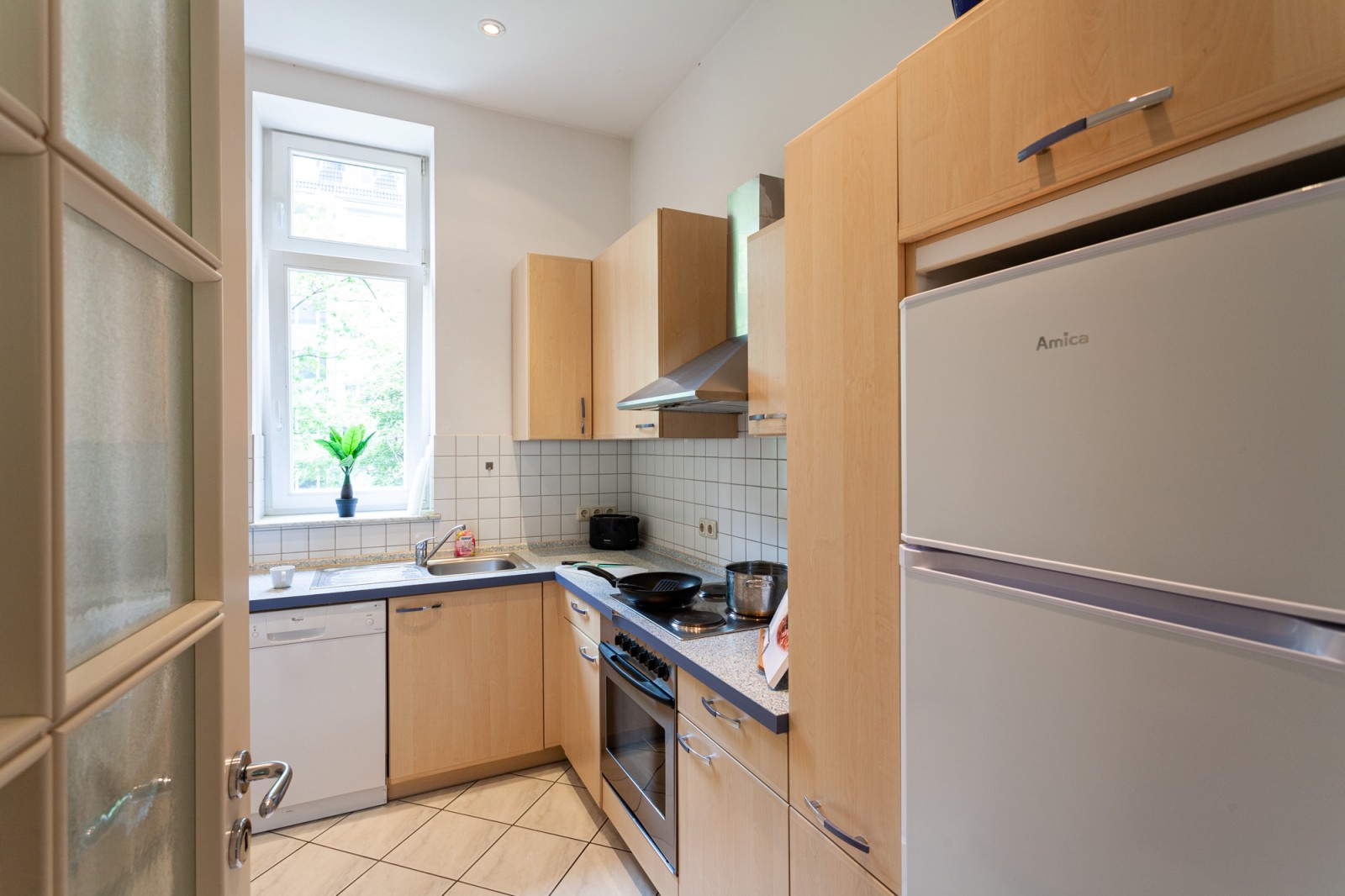 E-1L#*** S T A N D A R D Shared Apartment Frankfurt-Gutleut (3 Bedroom) ***