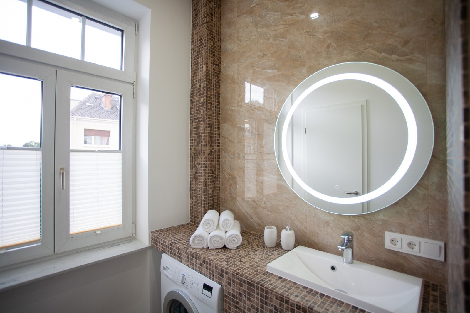 F34-1R#*** P R I M E Studio Apartment mit Balkon in bevorzugter Wohnlage ***