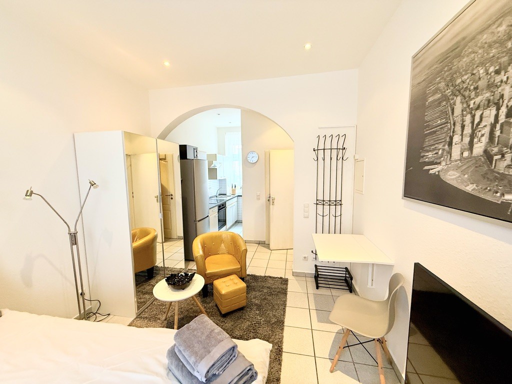 HV-ER#*** S T A N D A R D Studio Apartment, Frankfurt-Nordend, nähe Bergerstr. ***