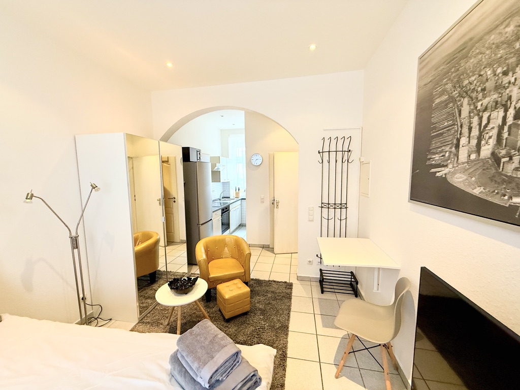 HV-ER#*** S T A N D A R D Studio Apartment, Frankfurt-Nordend, nähe Bergerstr. ***