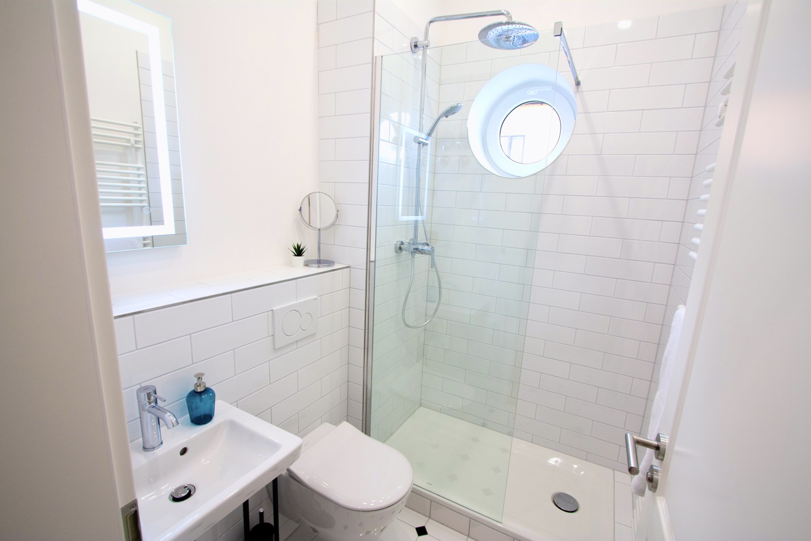 F-24-1L#*** P R I M E Business Apartment in Rödelheim ***