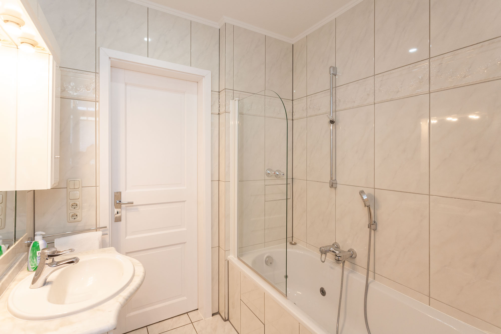 F35-ER#*** P R I M E  Business Apartment In Rödelheim ***