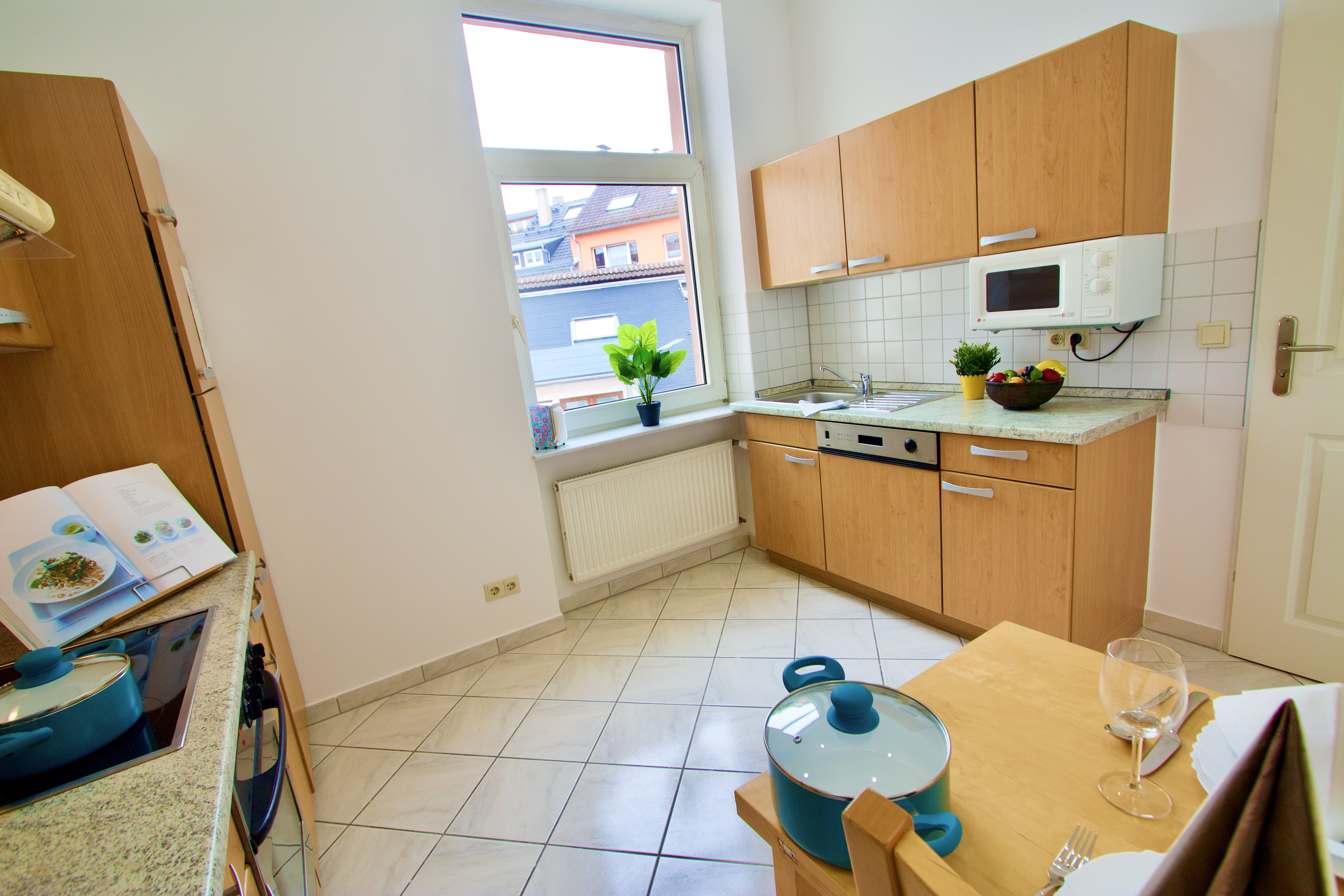 HV-3R#*** S T A N D A R D Business Apartment in Frankfurt-Nordend ***