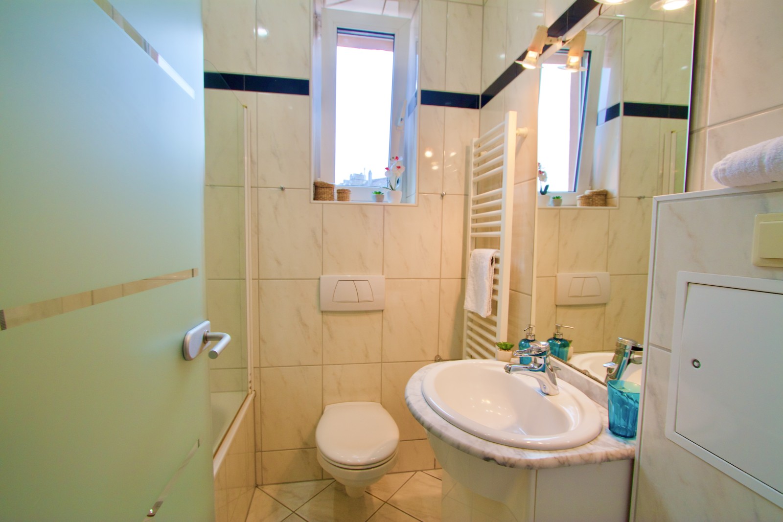 HV-3R#*** S T A N D A R D Business Apartment in Frankfurt-Nordend ***