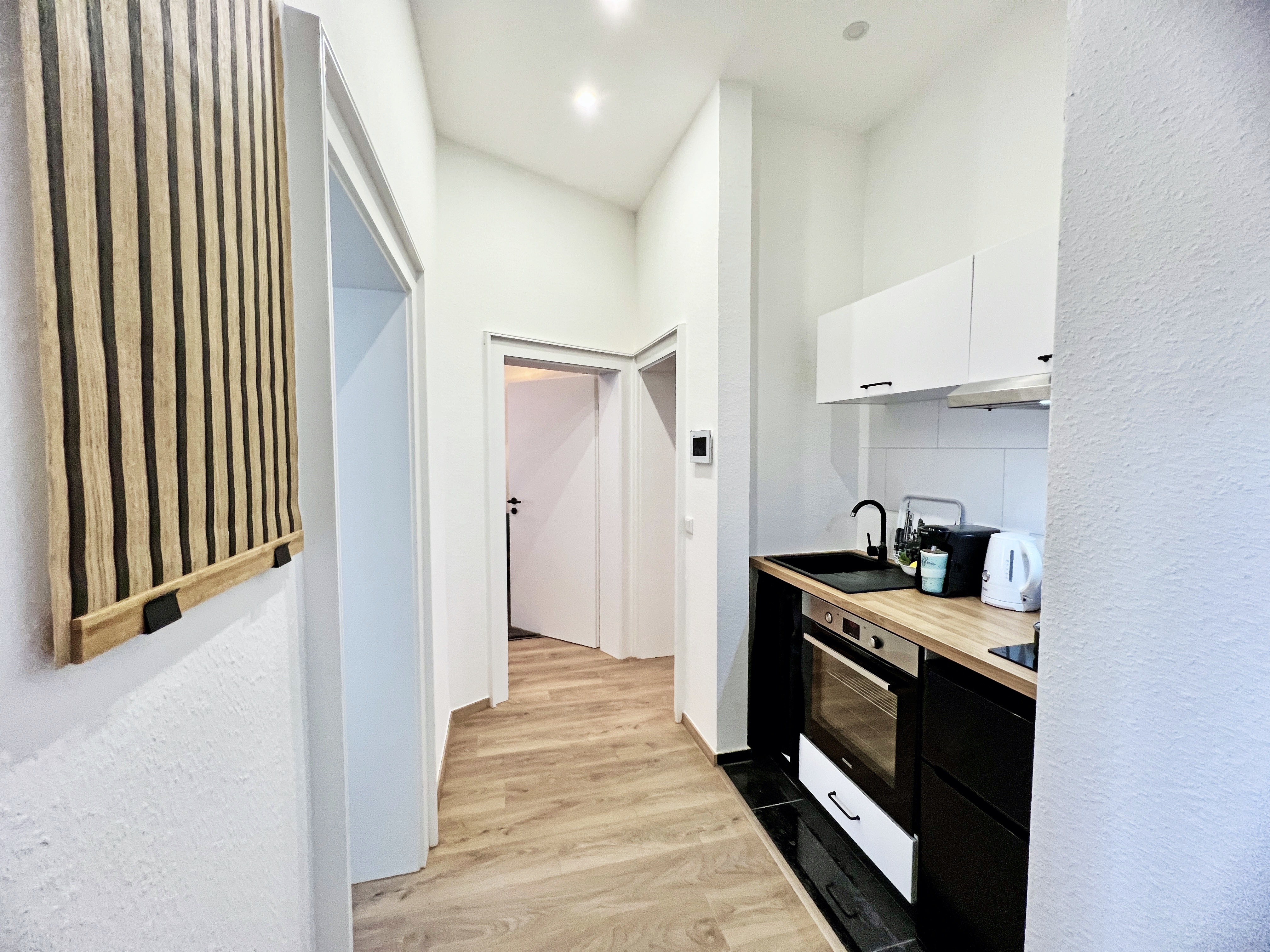 P5-1L#*** S T A N D A R D Shared Apartment Frankfurt-City (2 Bedroom) ***