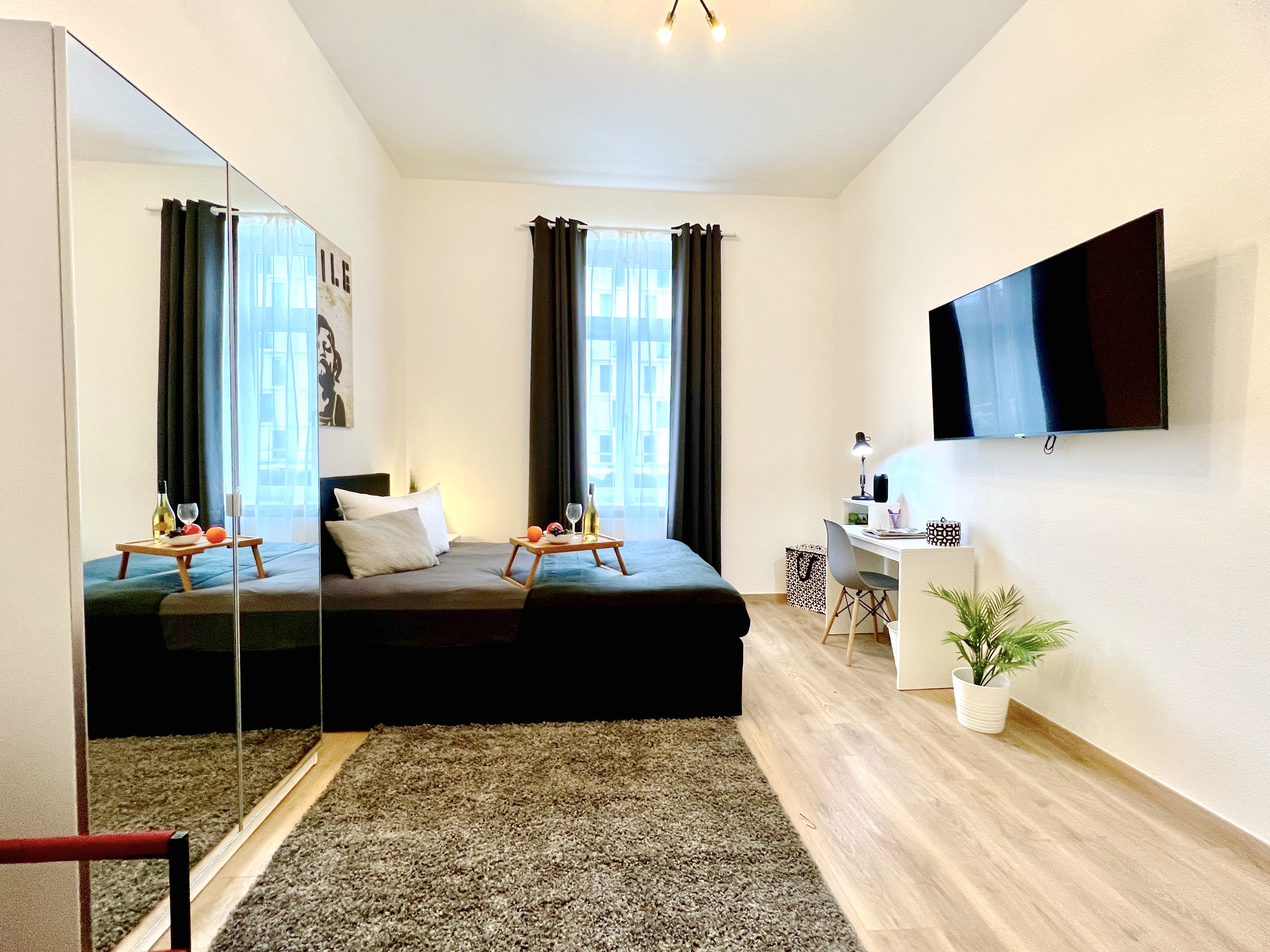 P5-1L#*** S T A N D A R D Shared Apartment Frankfurt-City (2 Bedroom) ***