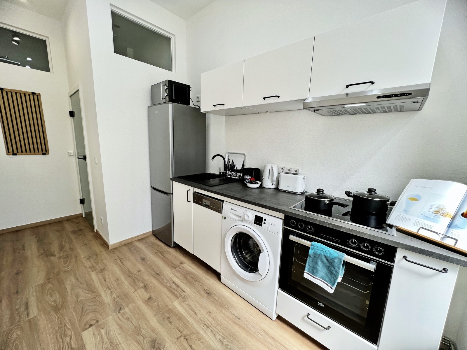 P5-3R#*** S T A N D A R D Shared Apartment Frankfurt-City (2 Bedroom) ***