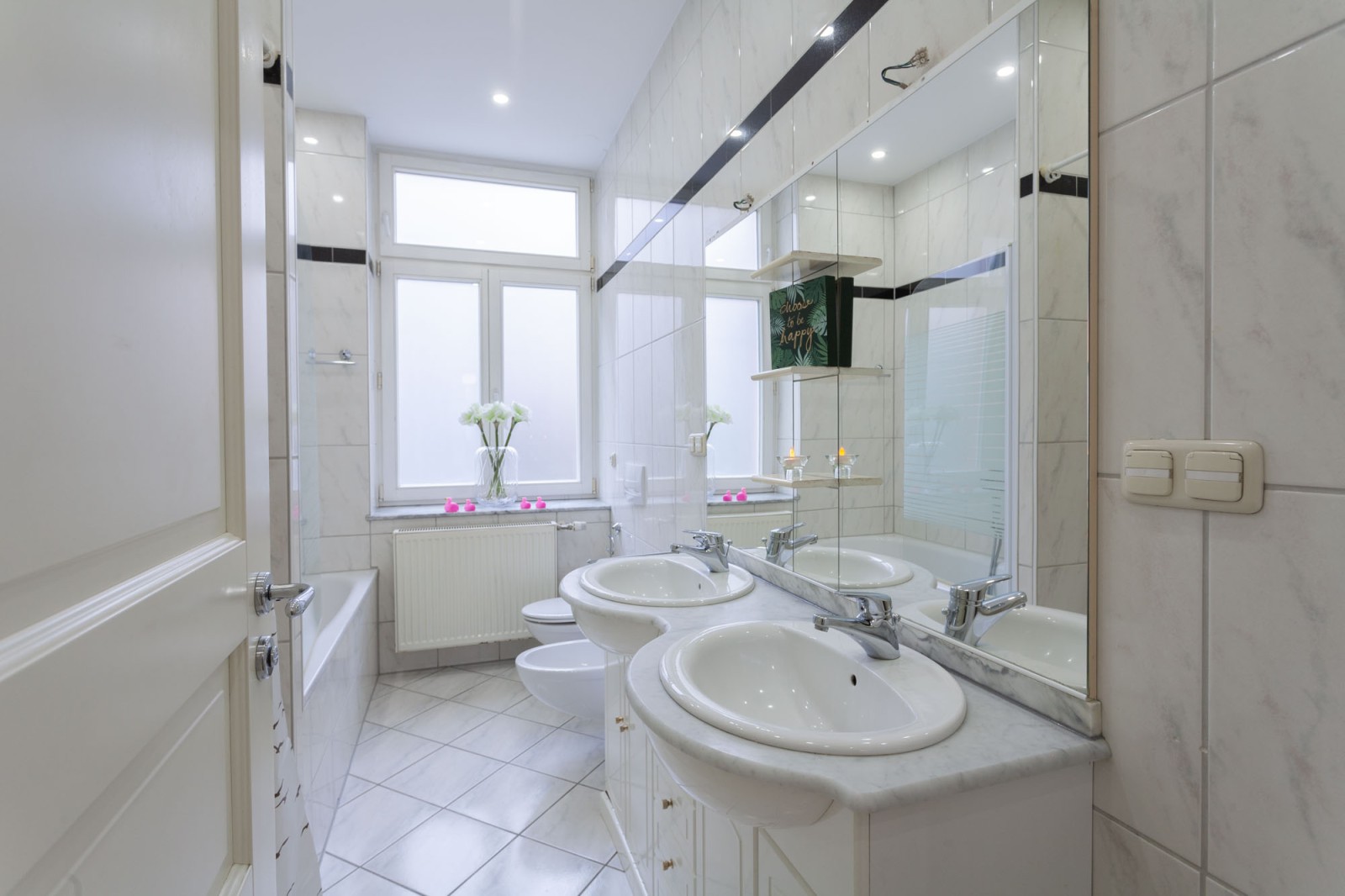 E-ER#*** S T A N D A R D Shared Apartment Frankfurt-Gutleut (3 Bedroom) ***