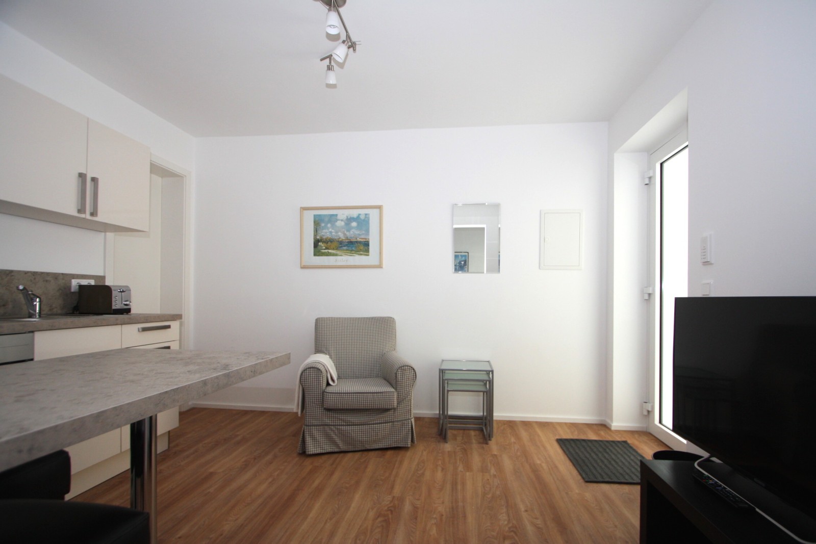 Studio Apartment in Frankfurt Nordend – Bild 1