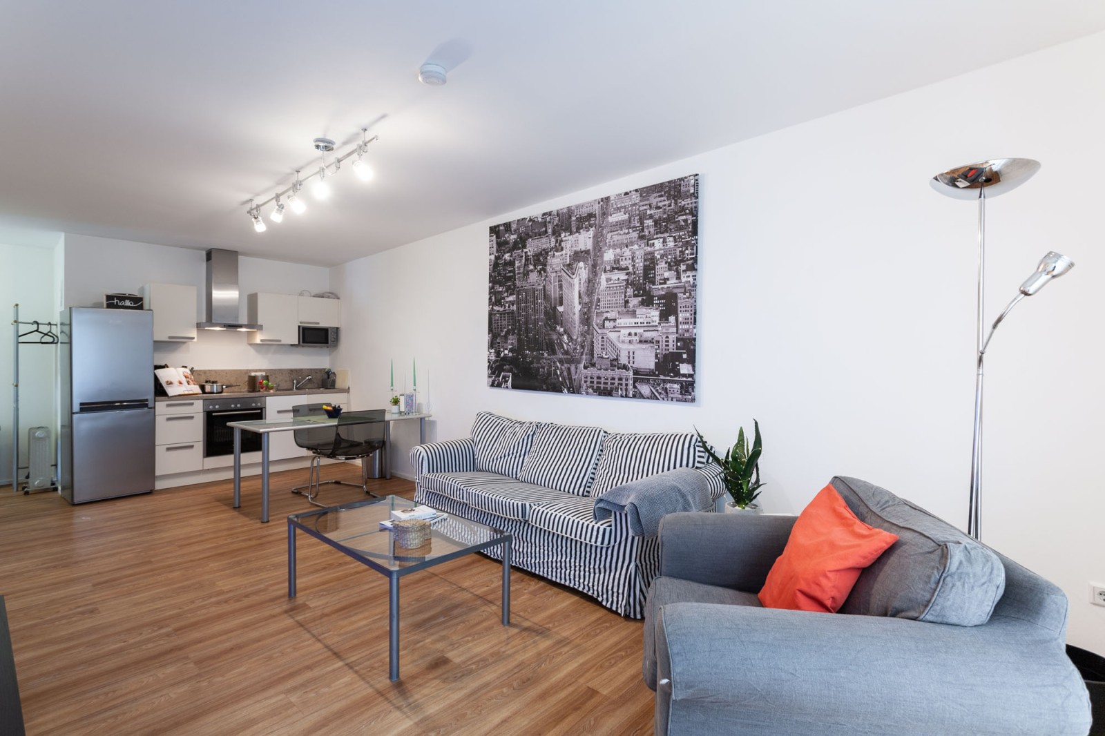 Business Apartment in Frankfurt Nordend – Photo 2